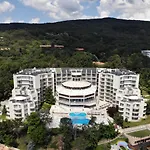 Golden Park - Hotel 4*