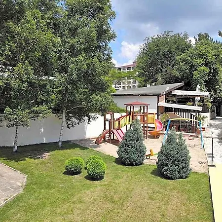Golden Park Отель 4*