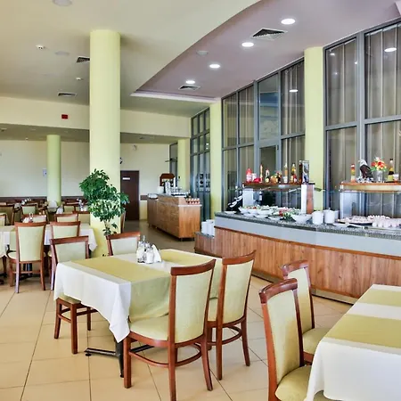 Отель Parkhotel Golden - 4*