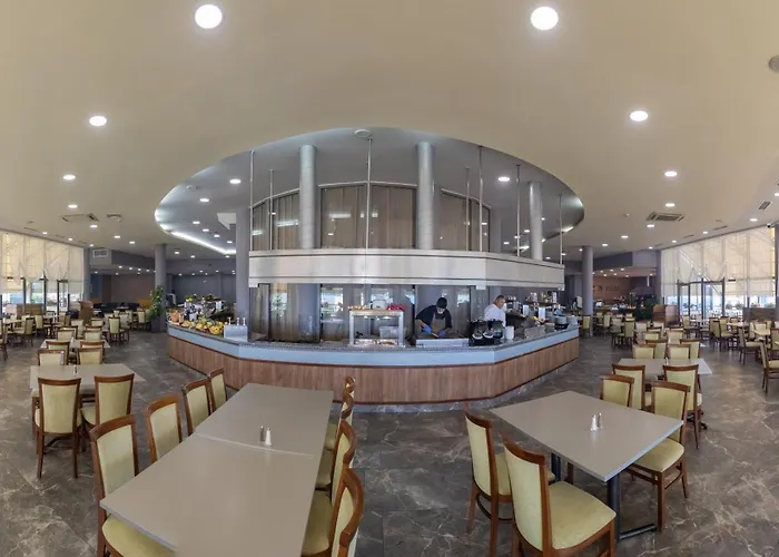 Hotel Golden Park 4*